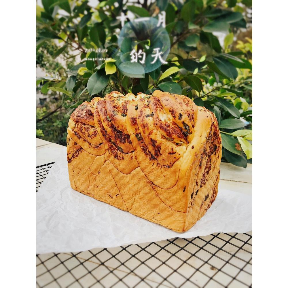 香葱肉松手撕吐司