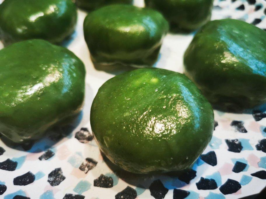 抹茶冰皮月亮蛋糕