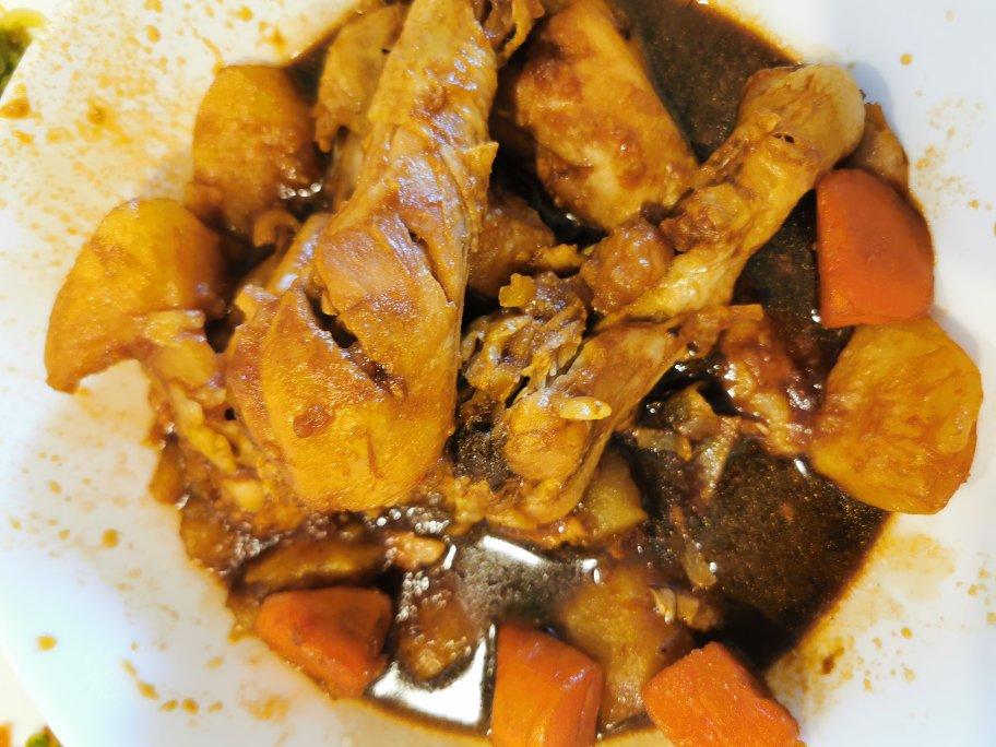 土豆焖鸡腿