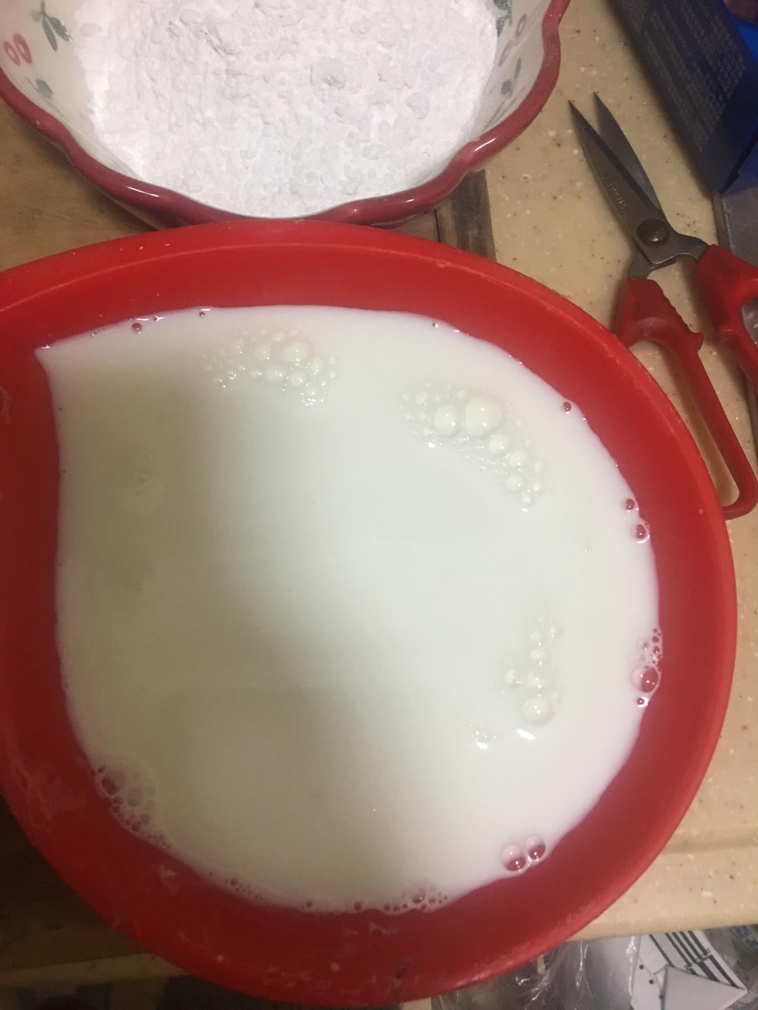 纯奶手撕吐司的做法 步骤1