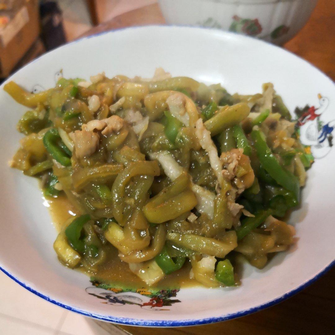 茄丝青椒丝炒肉丝