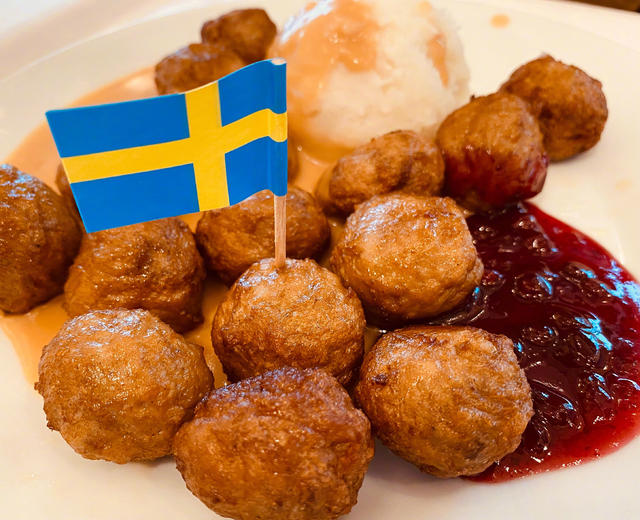 宜家 【瑞典肉丸】+【奶油酱】的做法