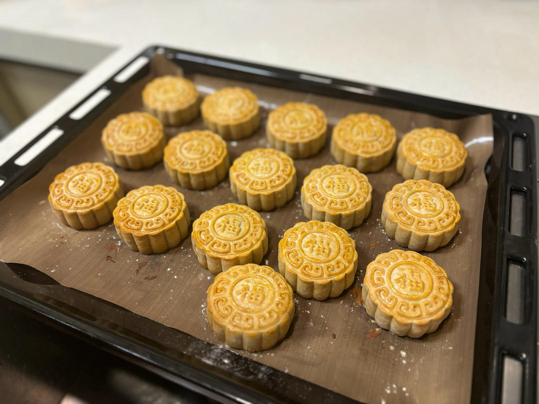 永远吃不腻的五仁月饼