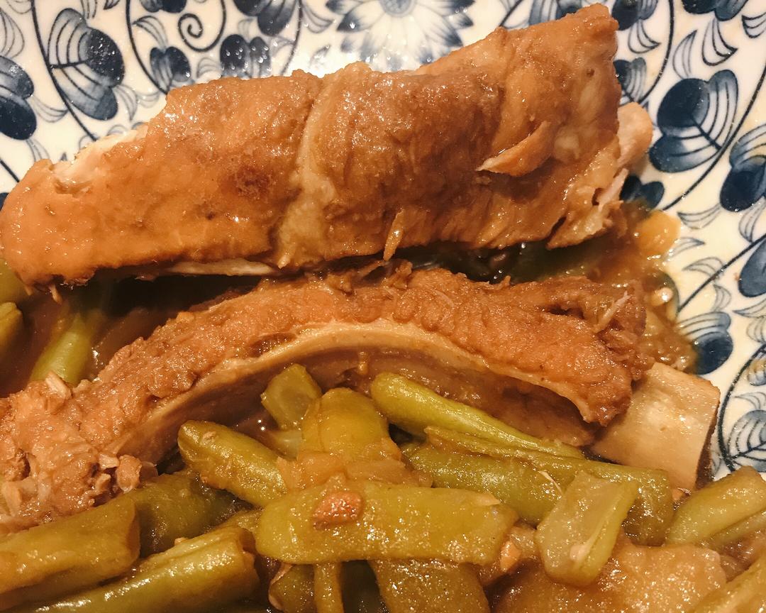 【红烧排骨炖土豆芸豆（豆角）】老公最爱下饭菜