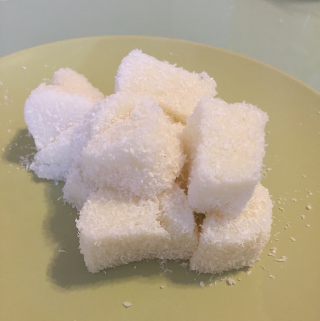 椰子奶糕（附上脆炸鲜奶做法）