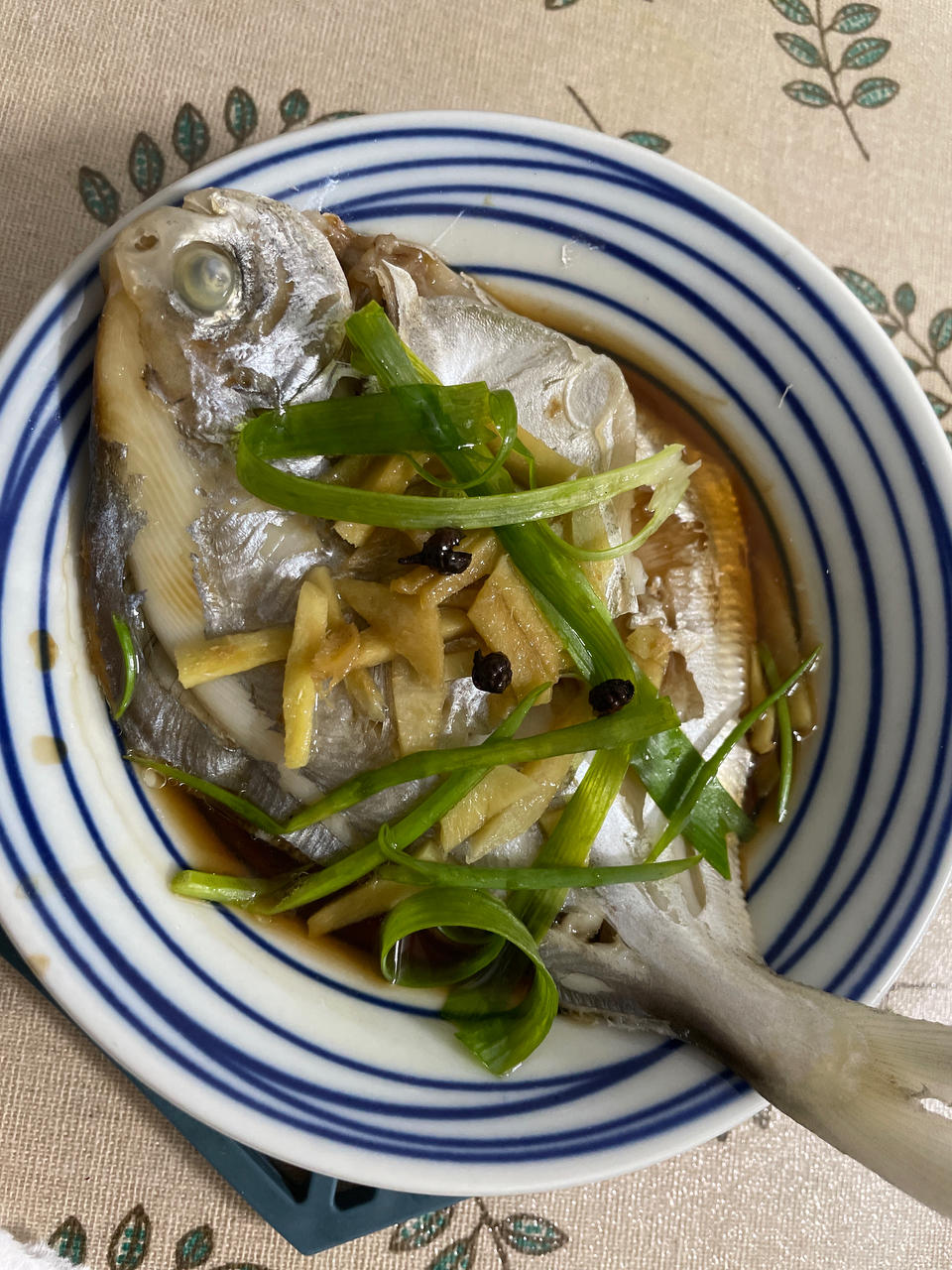 清蒸白鲳鱼