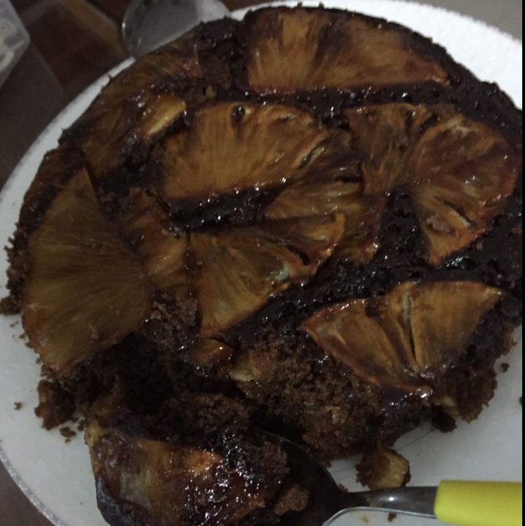 翻转菠萝布朗尼