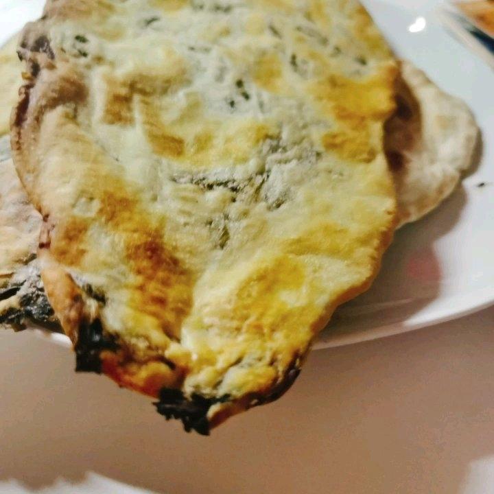 酥脆喷香，咬一口掉渣的梅菜锅盔