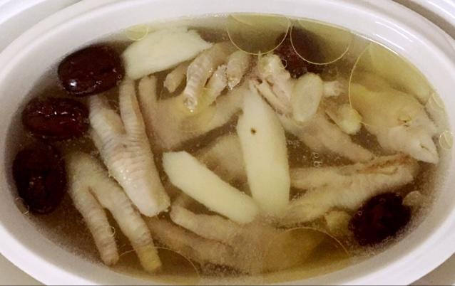 淮山鸡爪汤