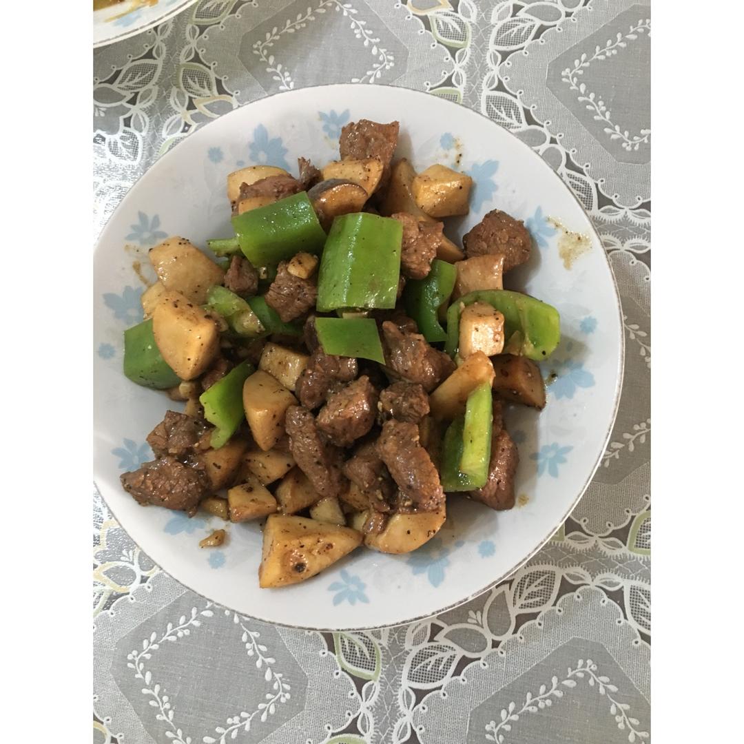 黑椒杏鲍菇牛肉粒