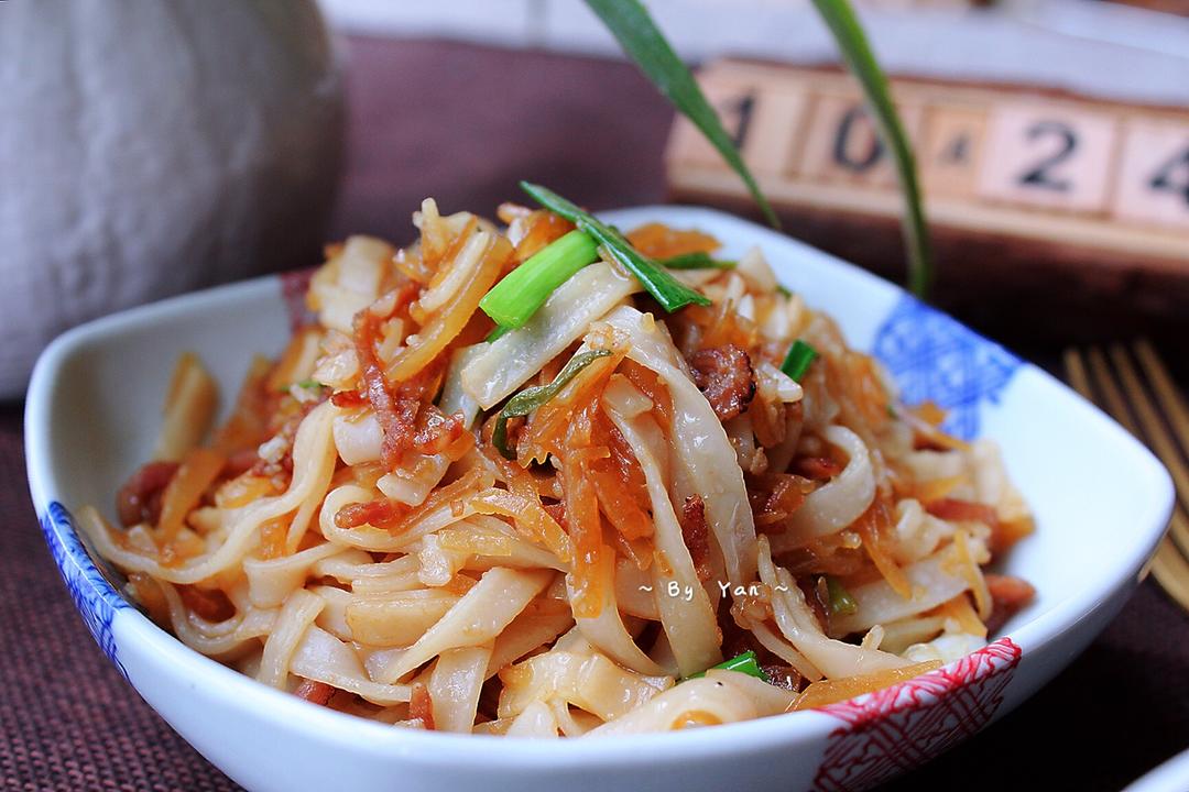 长豆角肉炒米粉