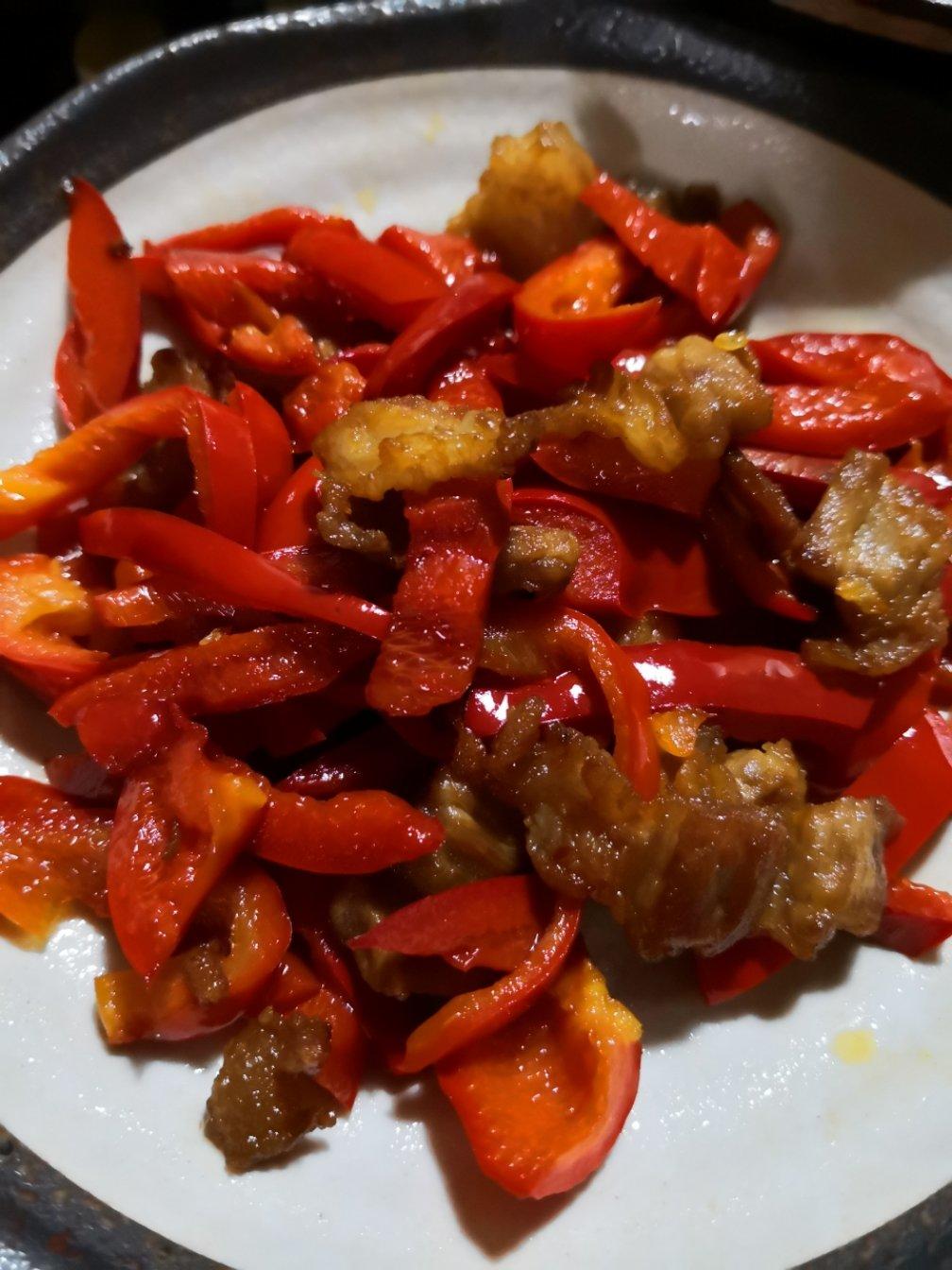 盐煎尖椒五花肉片