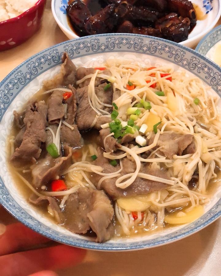 肥牛金针菇