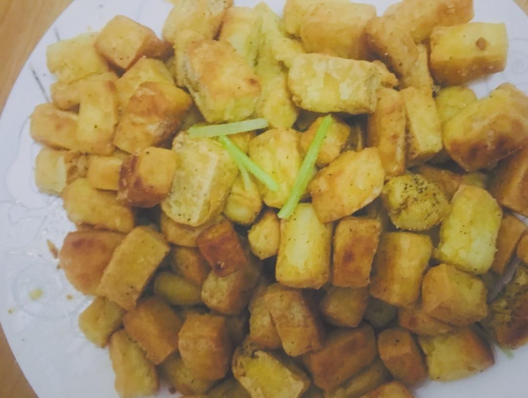 椒盐豆腐：牛奶妙用，烧菜好帮手！