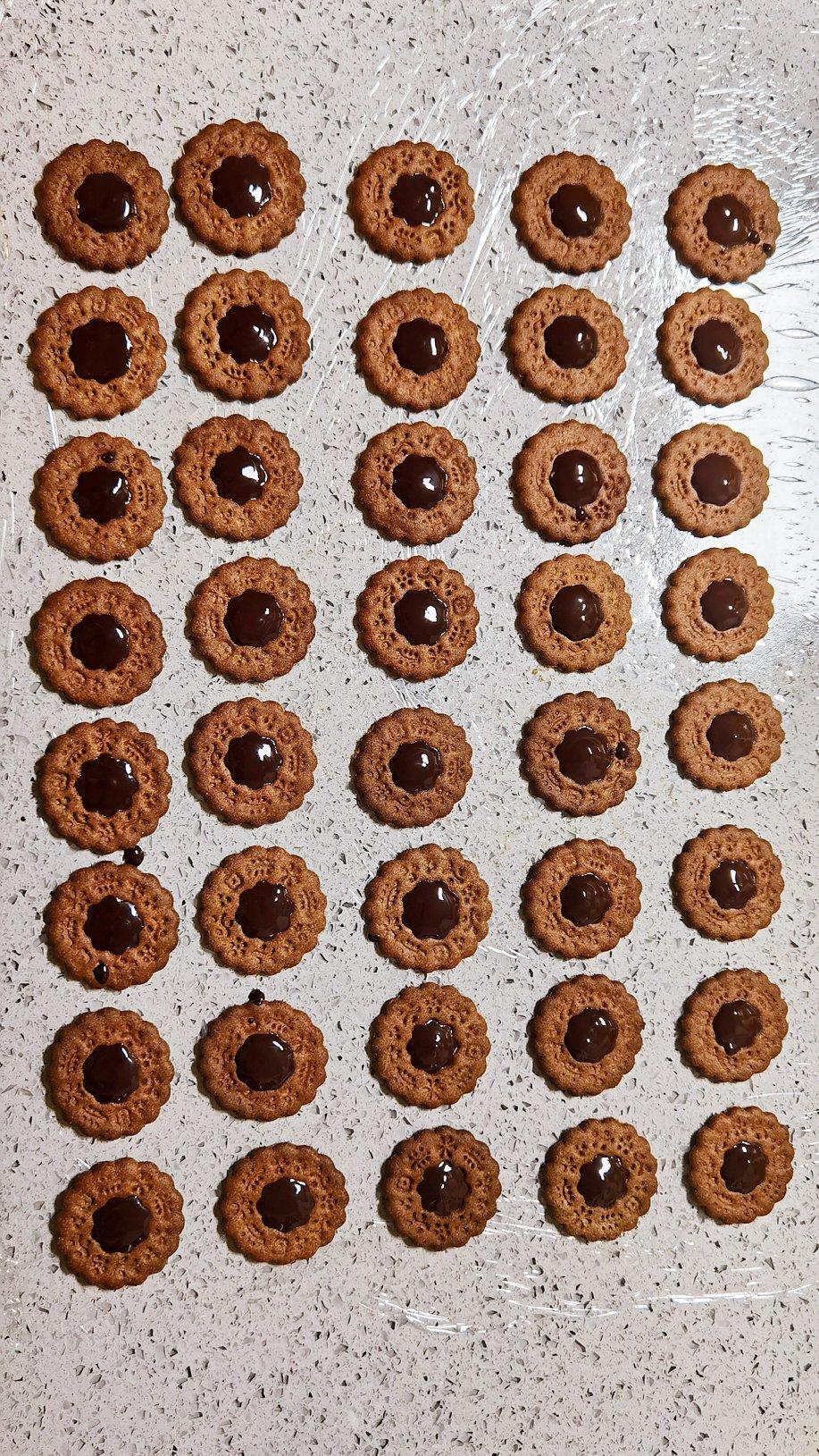 黑全麥餅干（100%黑全麥）