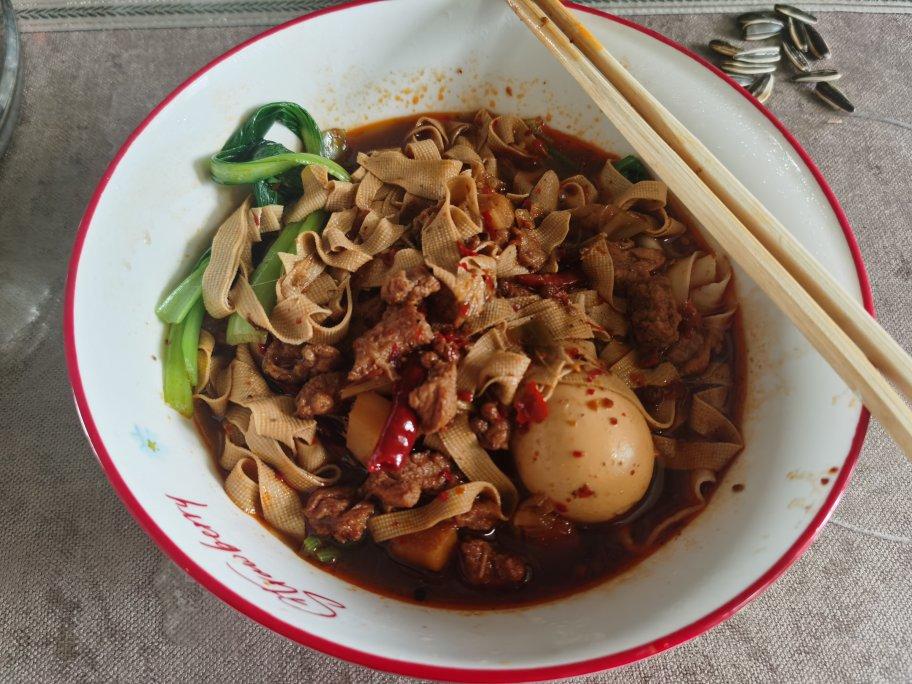 好吃的牛肉板面也可以在家自己做