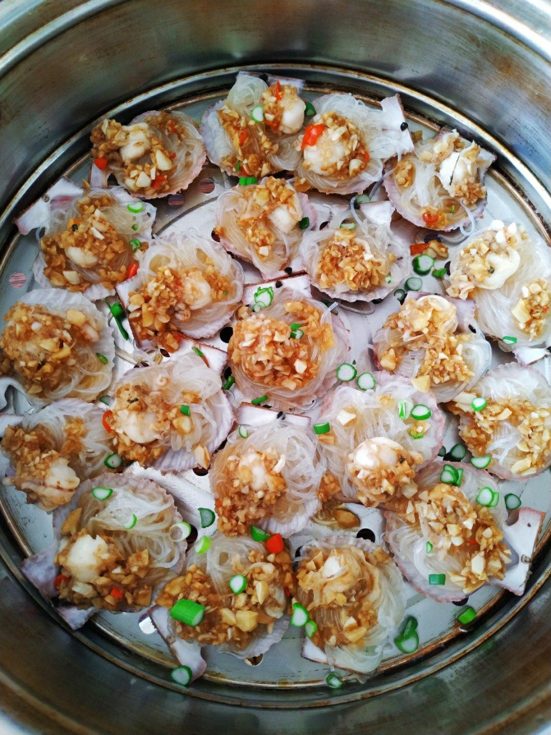 蒜蓉粉丝蒸扇贝