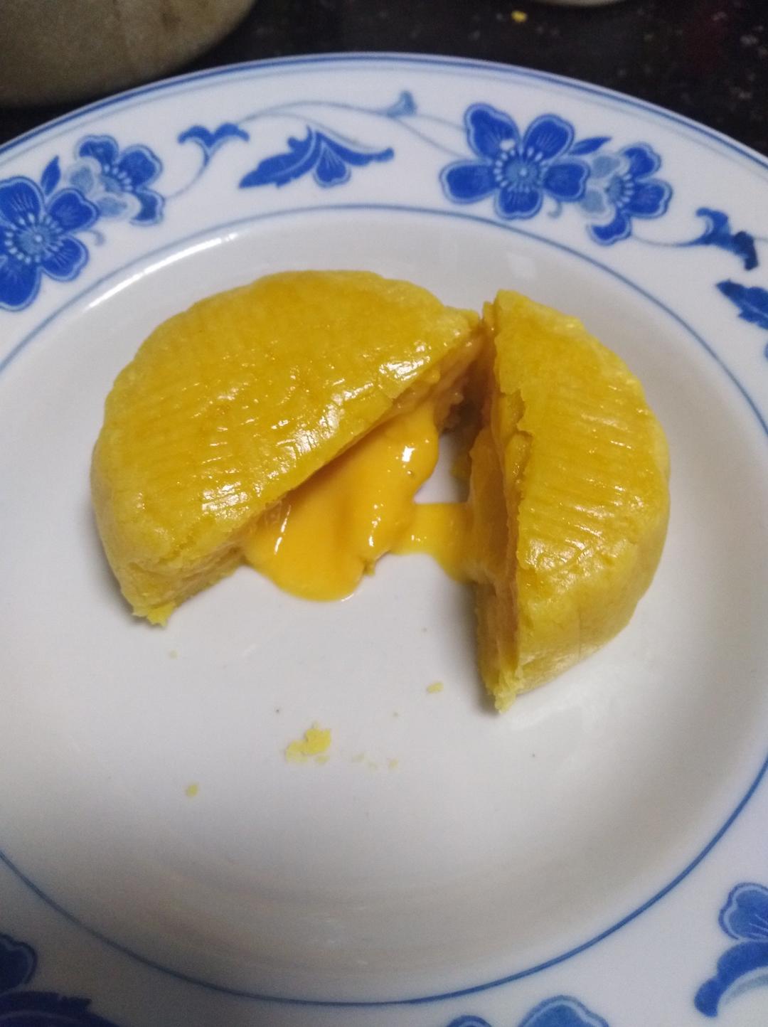 2016奶黄流心月饼