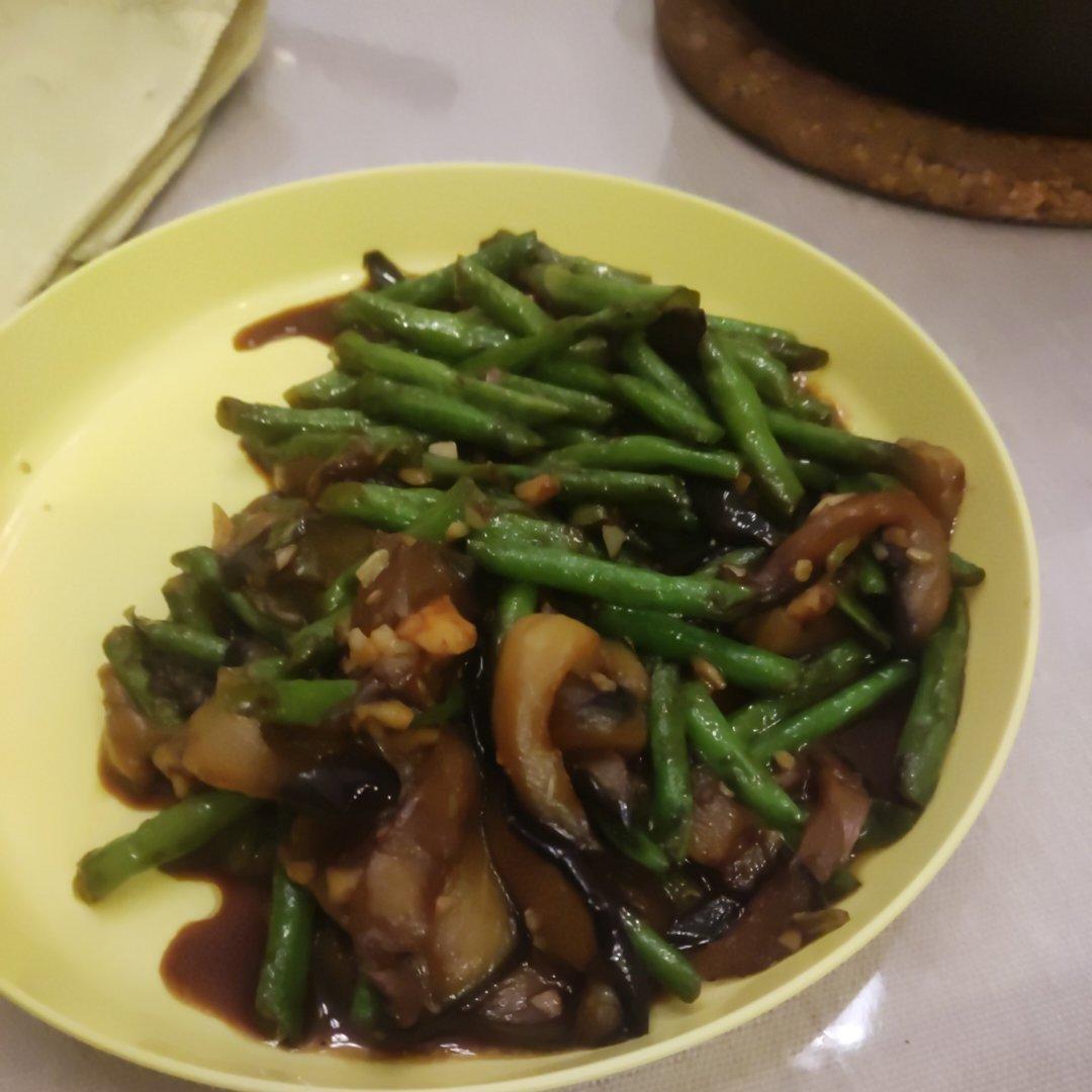 豆角炒茄子（又软又紫的秘诀）