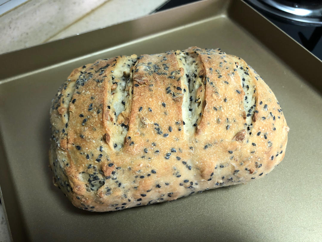 全麦坚果蔓越莓欧包~隔夜发酵