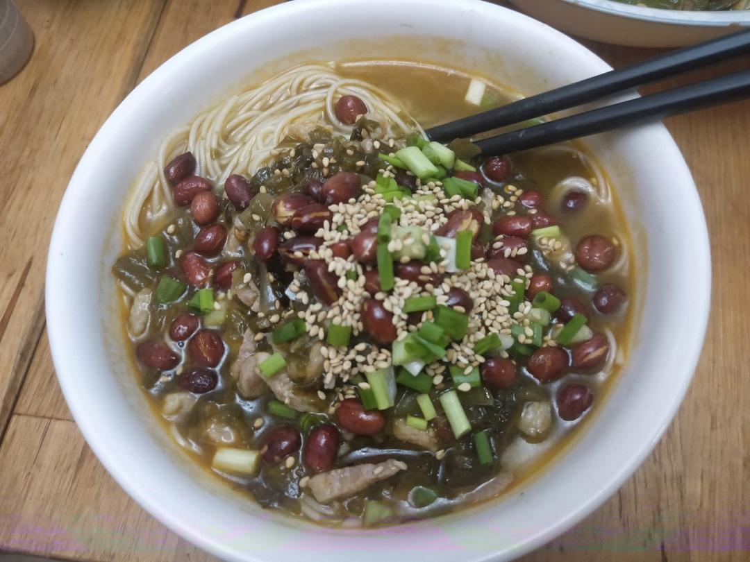 私房【老坛酸菜肉丝面】独家分享·原汤酸辣·开胃