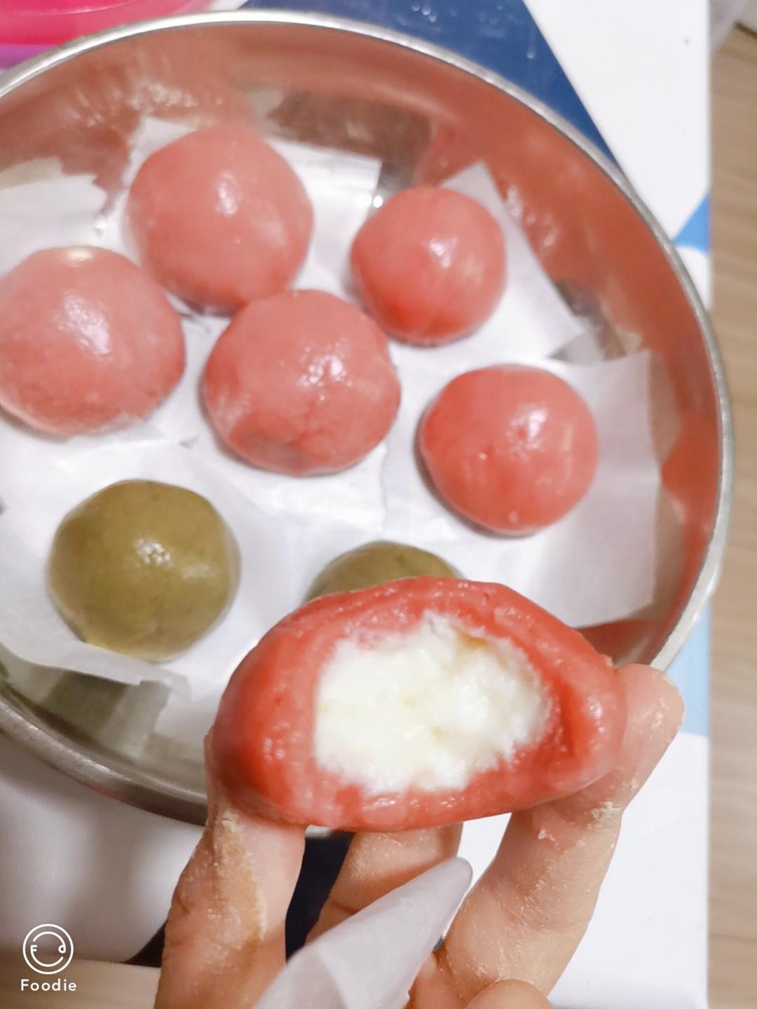超美味鲜奶青团