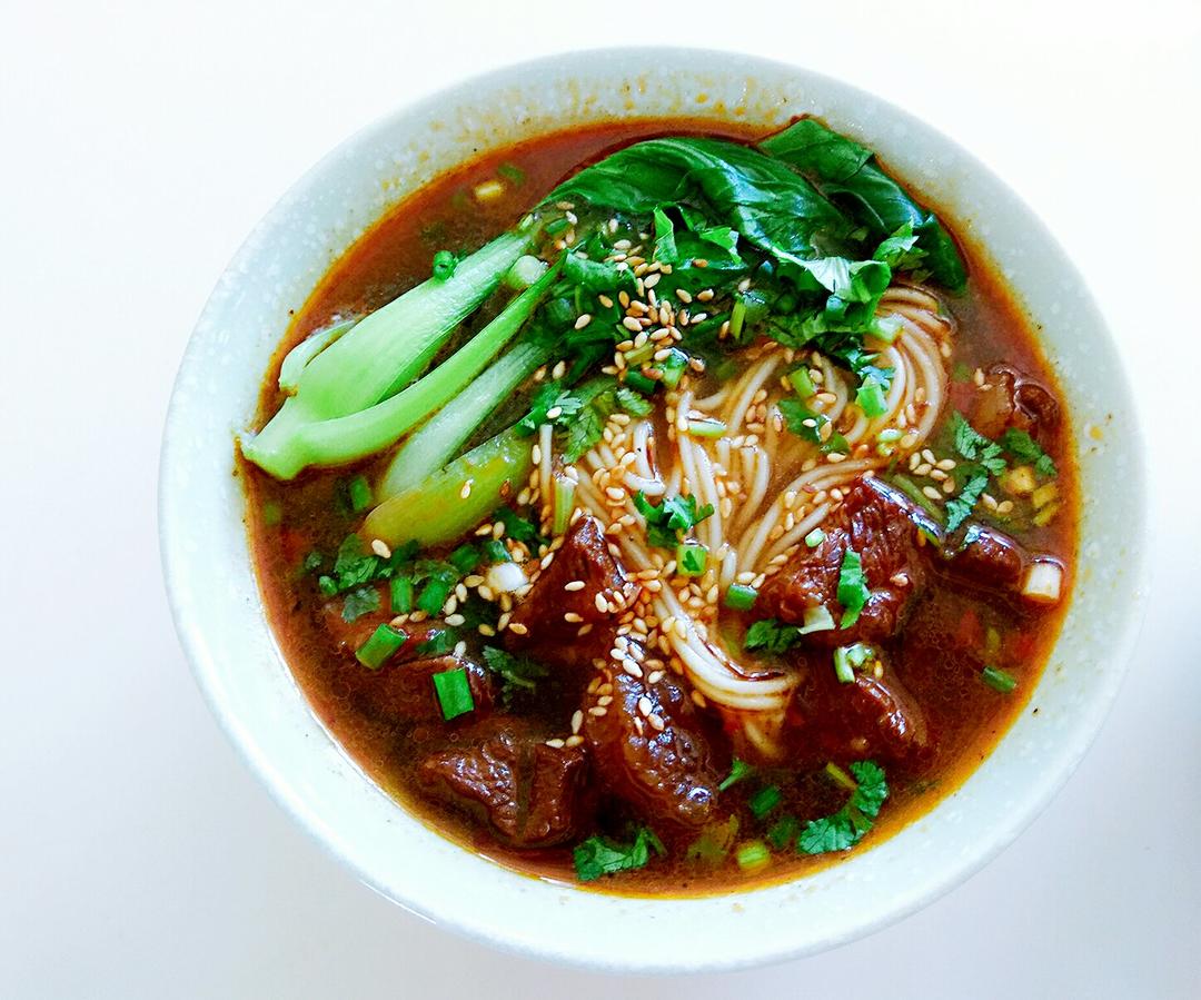 无敌疯兔做的红烧牛肉面