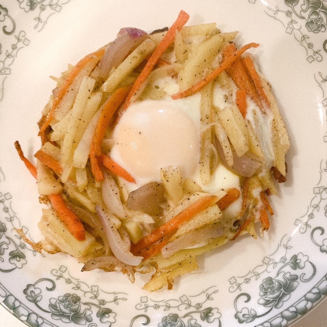 鸡蛋的100种吃法1-鸟巢土豆丝烘蛋