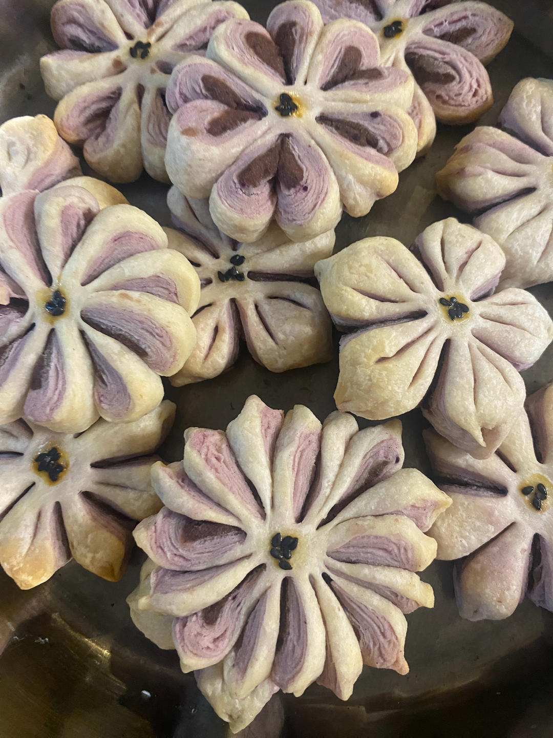 少女心满满的豆沙桃花酥