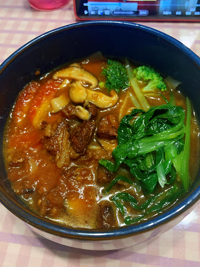 番茄牛腩烩面
