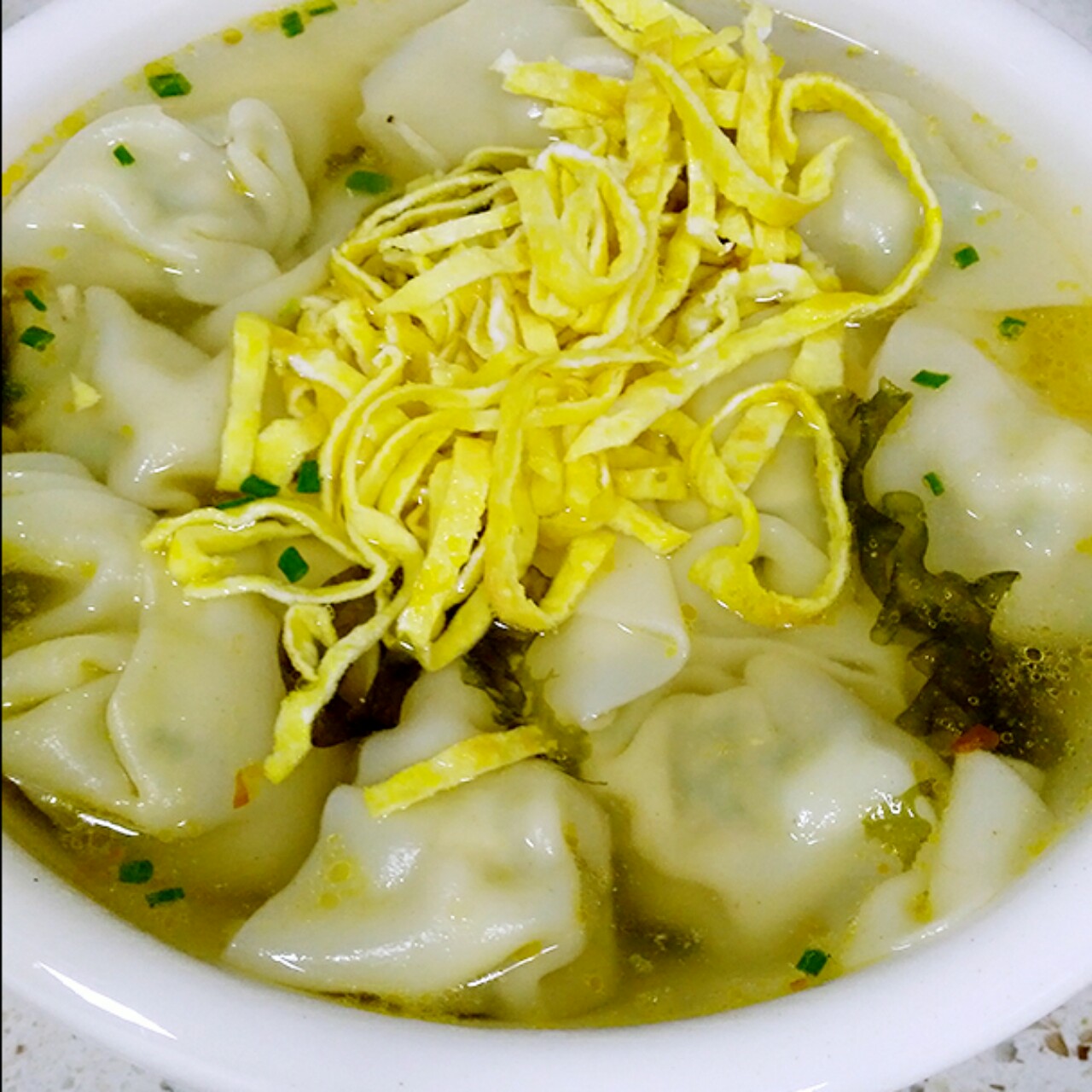 荠菜大馄饨