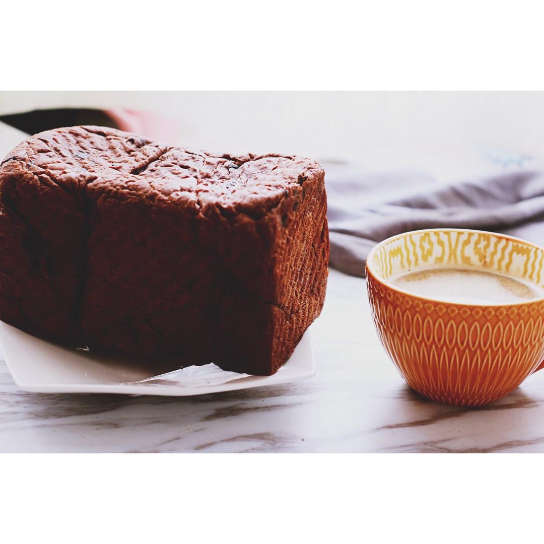 双倍浓郁的可可巧克力吐司