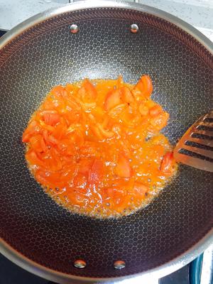减脂快手菜～番茄金针菇豆腐汤的做法 步骤3