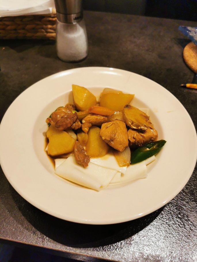 新疆大盘鸡无需争议