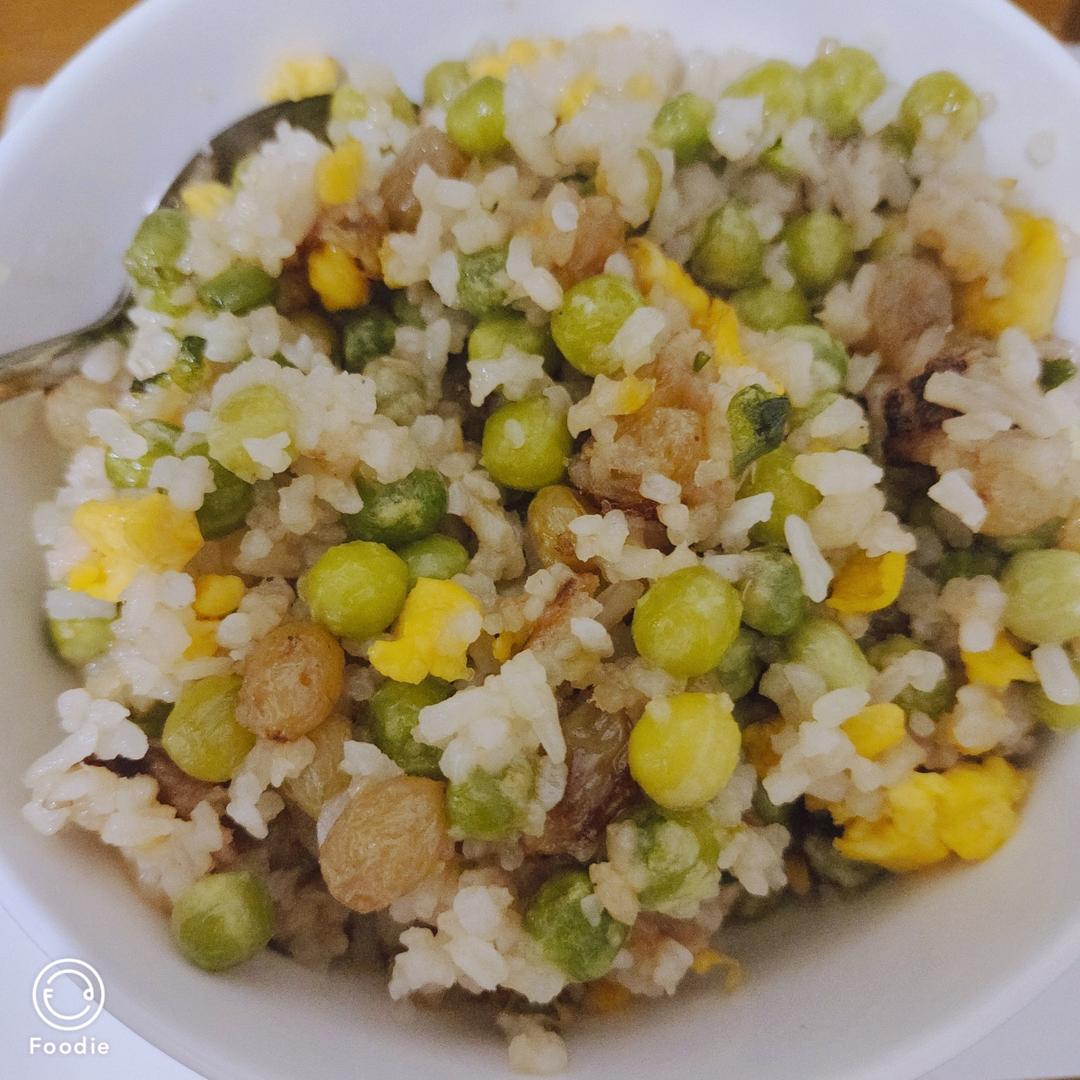 五分钟做好的豌豆炒饭