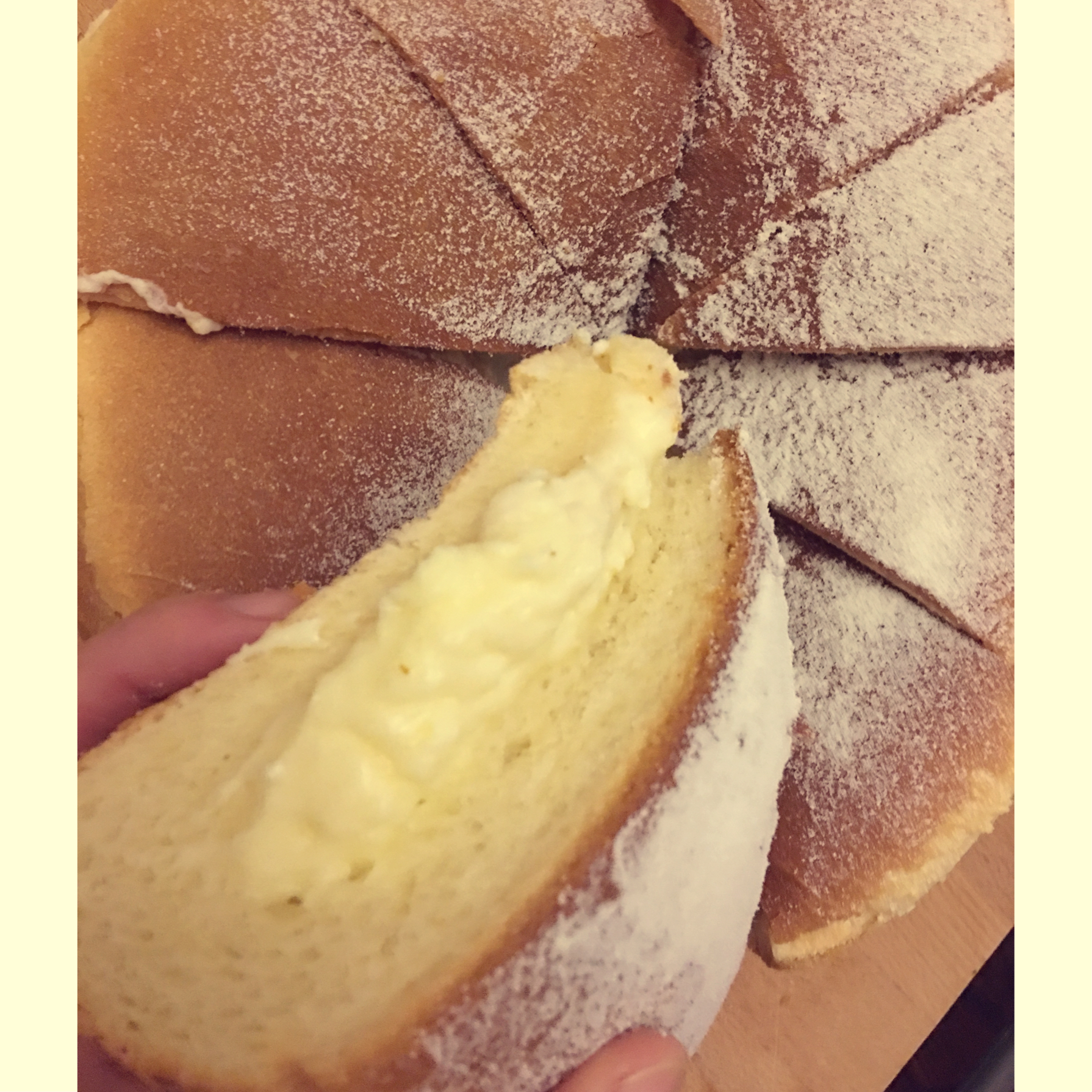 火遍朋友圈的～乳酪包