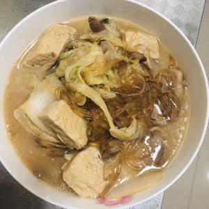 白菜冻豆腐炖粉条的做法 步骤7