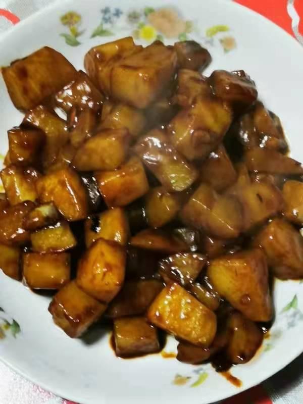 软糯好吃的红烧土豆