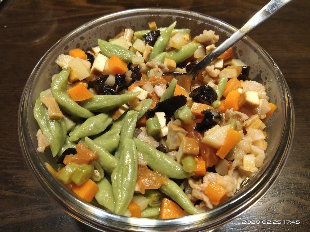 剪刀菠菜面