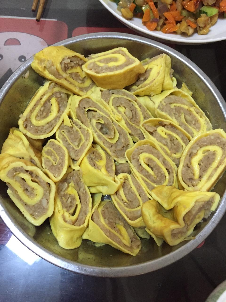 老爸的手艺---蒸肉蛋卷