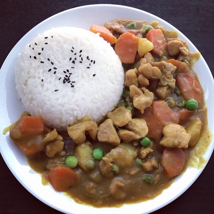 咖喱鸡肉饭