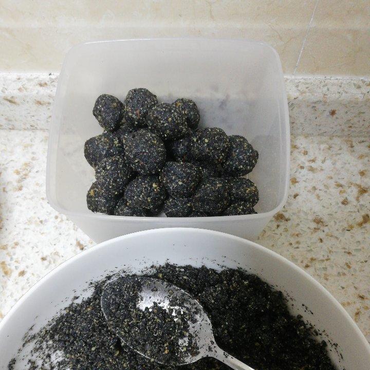 超简单乌发黑芝麻丸