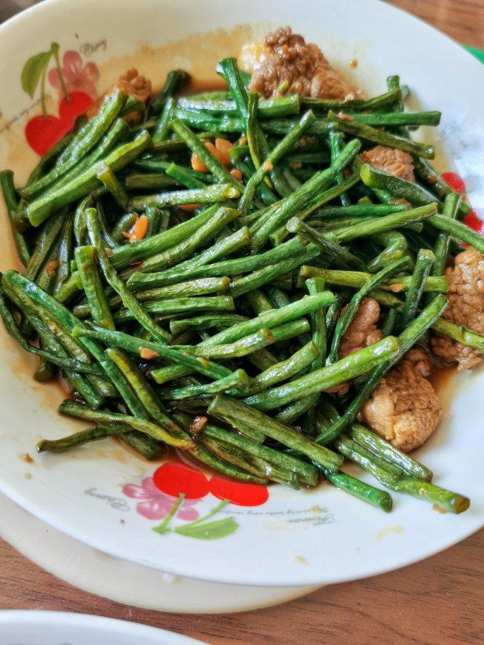 长豆角炒肉