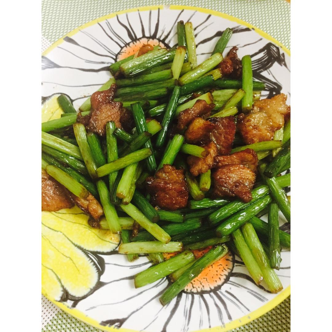 蒜苔炒肉-新手下厨 Fried Pork & Garlic