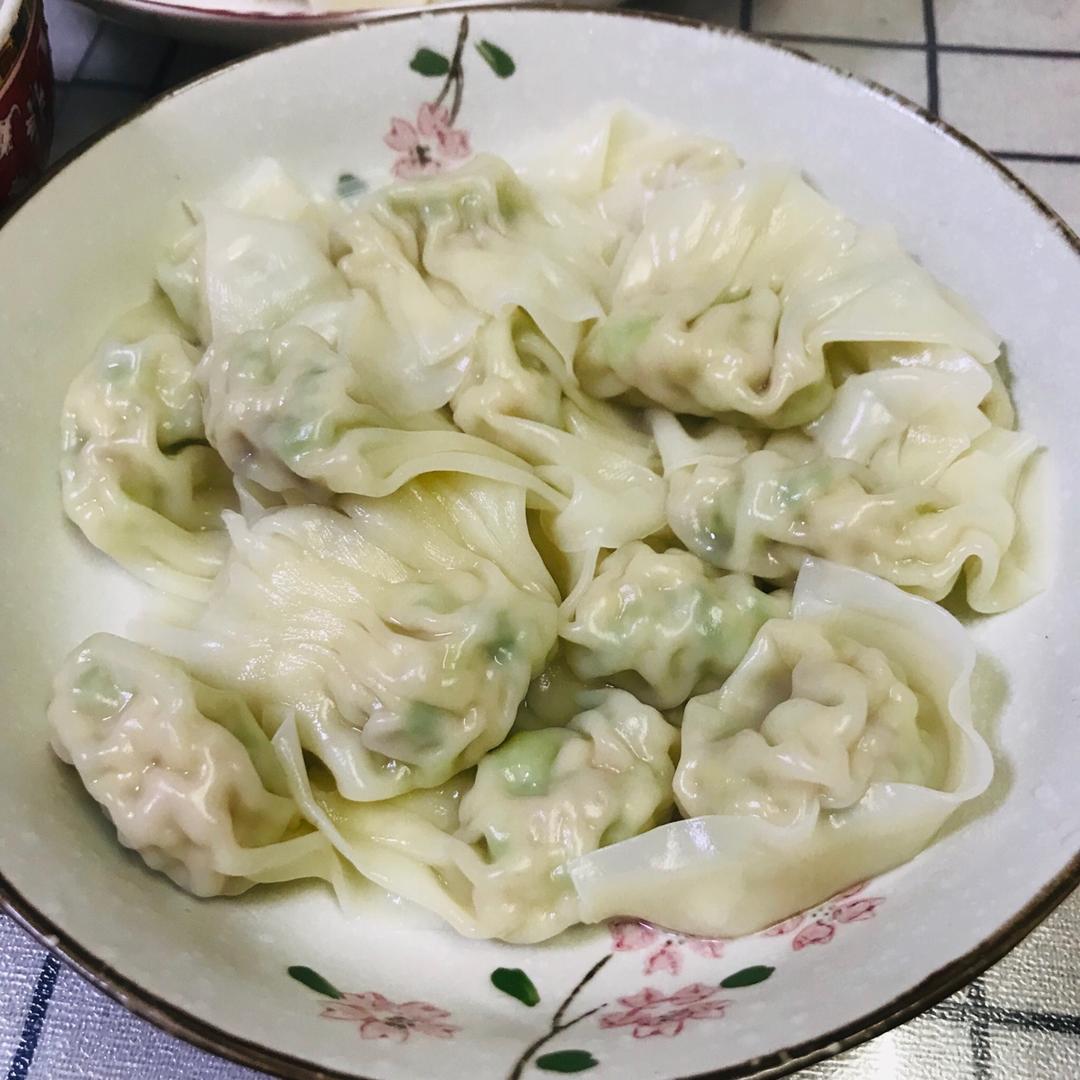 黑豆豆麻麻做的【芹菜猪肉虾仁馅水饺】【芹菜猪肉虾仁馅水饺】饺子