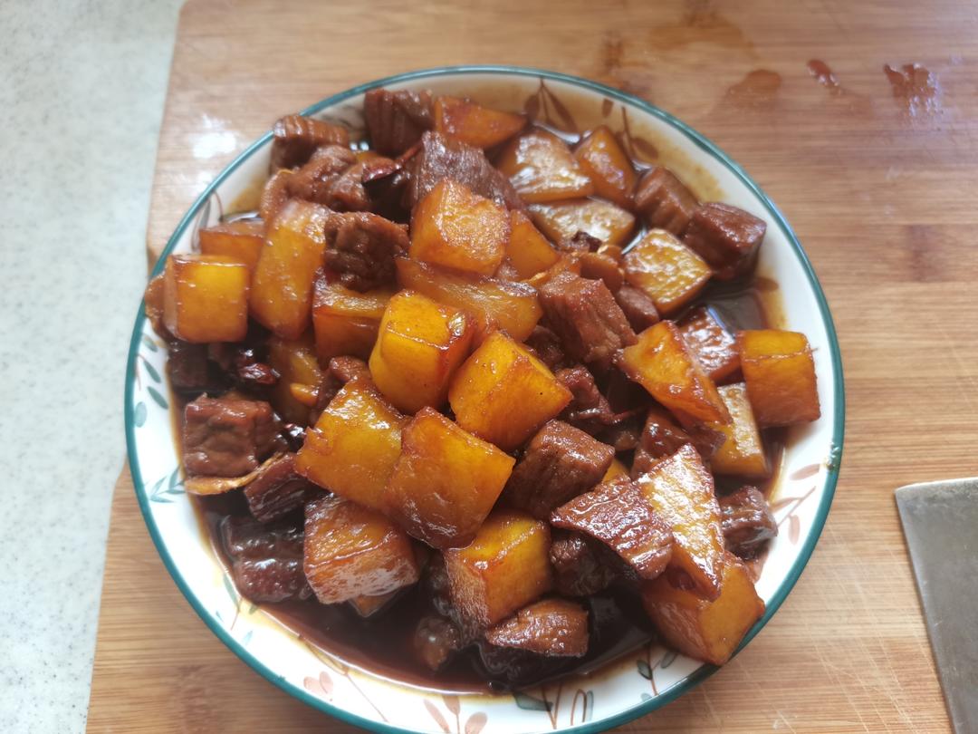 牛肉烧土豆