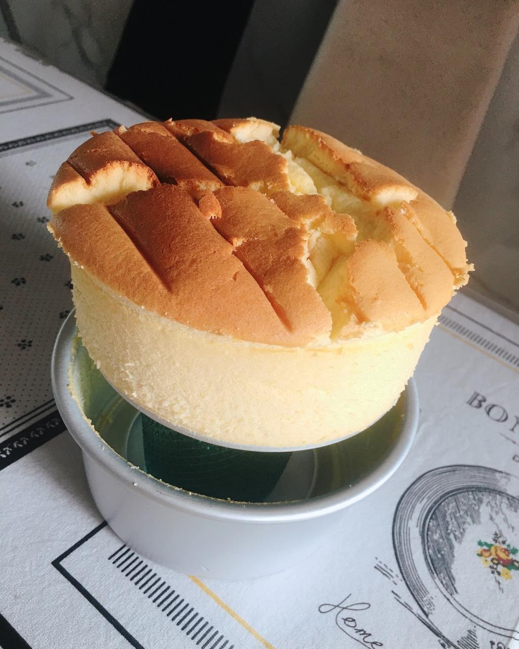 超软的~酸奶蛋糕