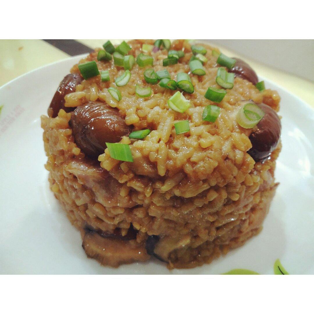 腊肠香菇栗子焖饭