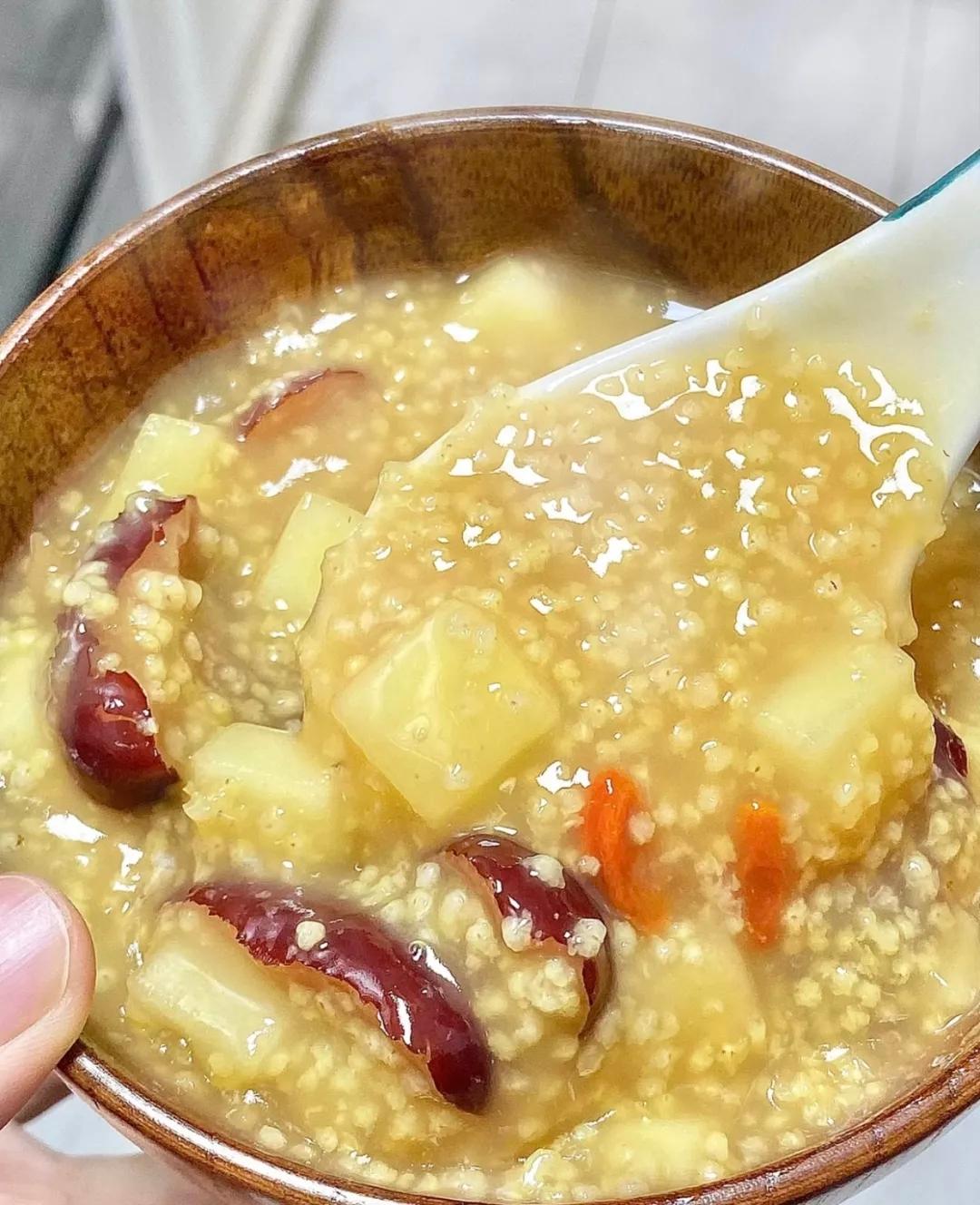 苹果小米羹（脾胃不好的福音）的做法