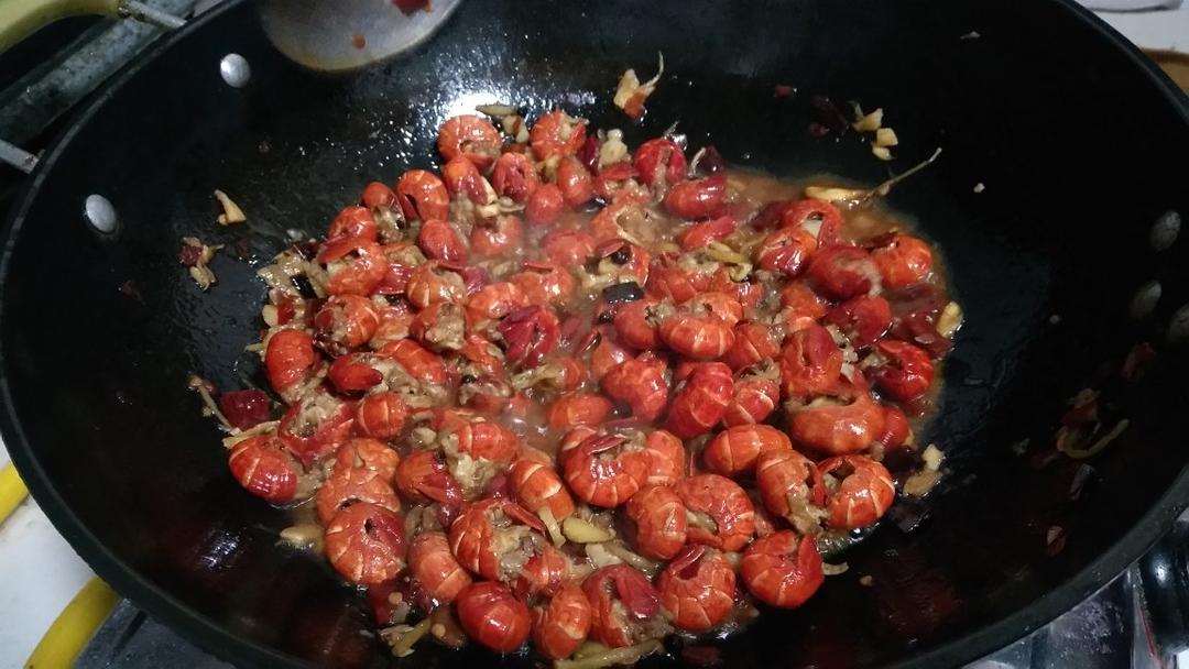 炒虾尾（香辣）